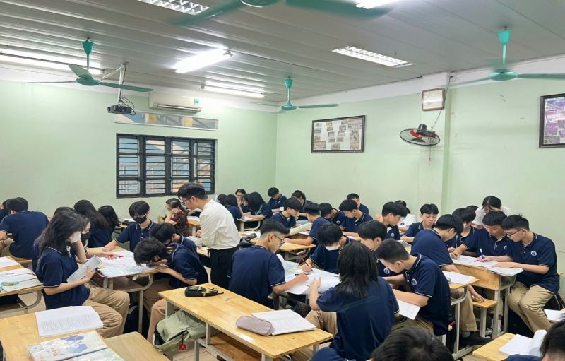 ĐỔI MỚI PHƯƠNG PHÁP KHI DẠY CHỦ ĐỀ CHUNG MÔN ĐỊA LÍ  NHẰM NÂNG CAO CHẤT LƯỢNG DẠY HỌC